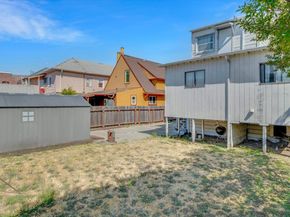 1071 59Th St, Oakland CA 94608