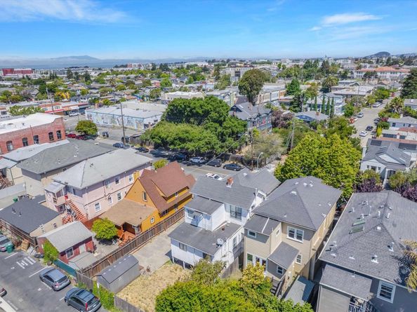 1071 59Th St, Oakland CA 94608