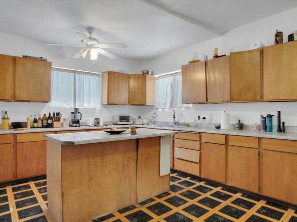 1071 59Th St, Oakland CA 94608