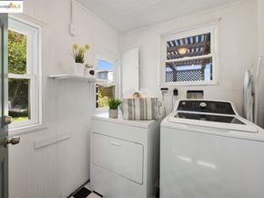 5344 Walnut St, Oakland CA 94619
