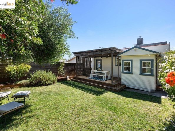 5344 Walnut St, Oakland CA 94619