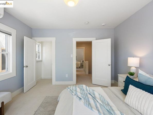 5344 Walnut St, Oakland CA 94619
