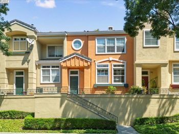 3583 Madison Cmn