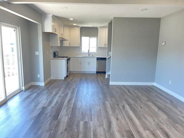 5483 Wadean Pl, Oakland CA 94601