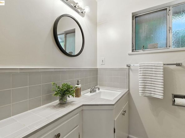 2679 Tamalpais AVE, El Cerrito CA 94530