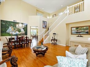 250 Bridgewater Rd, Hayward CA 94544