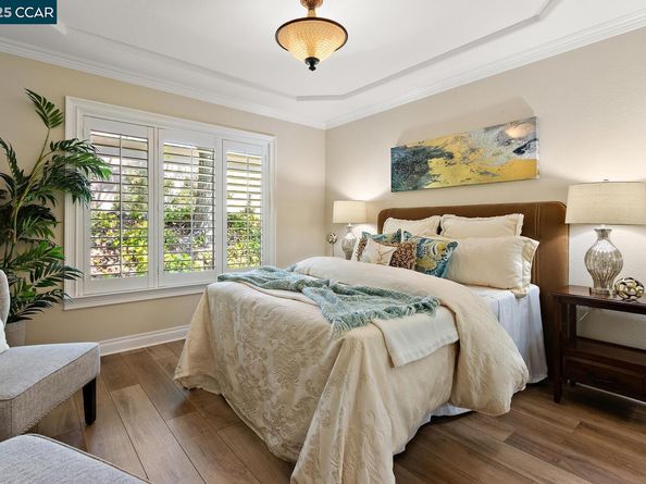 2133 Golden Rain Rd 2, Walnut Creek CA 94595