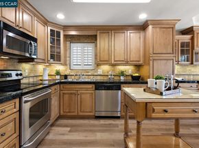2133 Golden Rain Rd 2, Walnut Creek CA 94595
