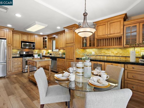 2133 Golden Rain Rd 2, Walnut Creek CA 94595