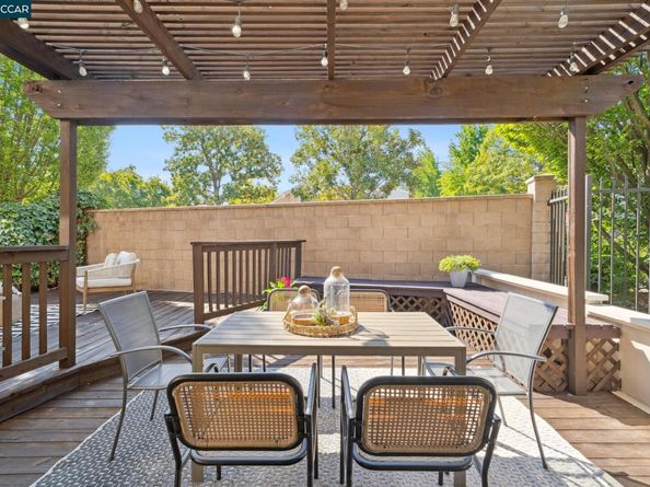 1551 Gilboa Dr, Walnut Creek CA 94598