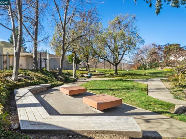 1551 Gilboa Dr, Walnut Creek CA 94598