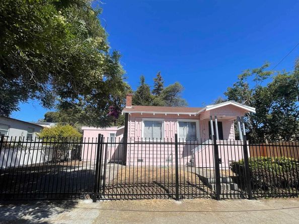 2311 82nd Ave, Oakland CA 94605