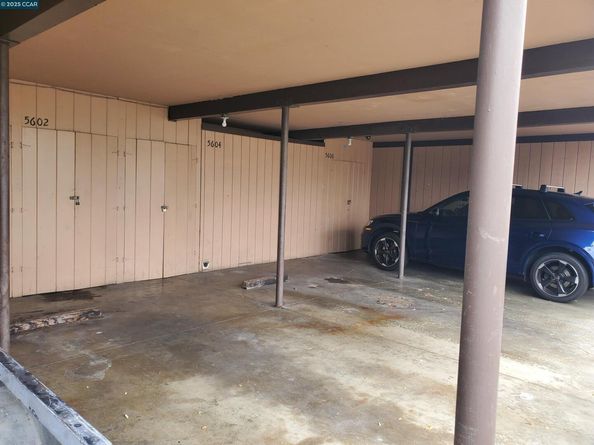 5600 Carlos Ave, Richmond CA 94804
