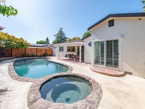 139 Amber Way, Livermore CA 94550