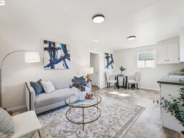 1549 5Th Ave, Oakland CA 94606
