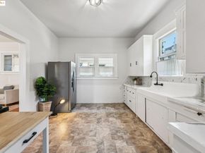 1549 5Th Ave, Oakland CA 94606