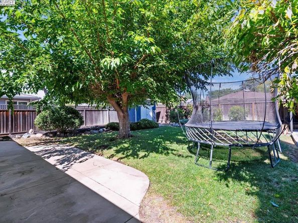 168 Albatross Ave, Livermore CA 94551