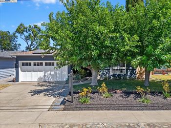 168 Albatross Ave