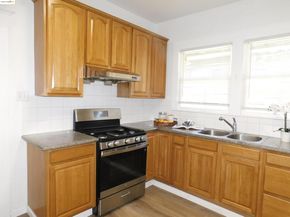 1627 E 21St St, Oakland CA 94606