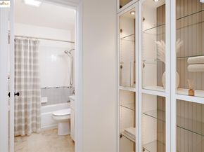 7 Commodore DR A355, Emeryville CA 94608