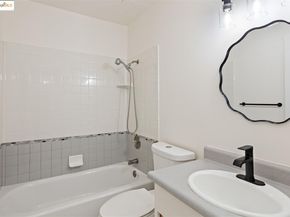 7 Commodore DR A355, Emeryville CA 94608