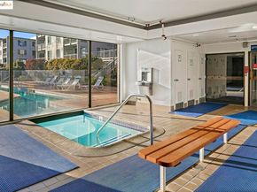 7 Commodore DR A355, Emeryville CA 94608