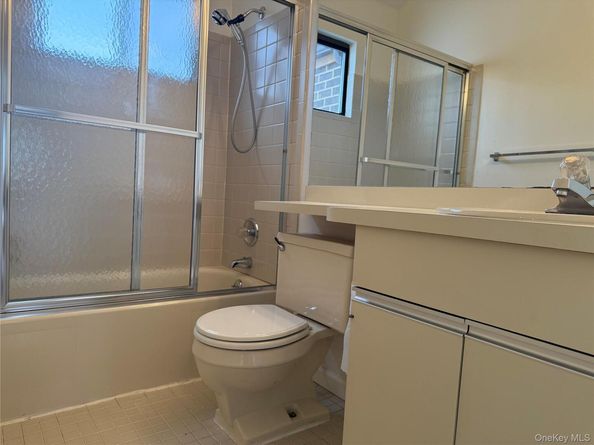 15 Greenridge Avenue 20H, White Plains NY 10605