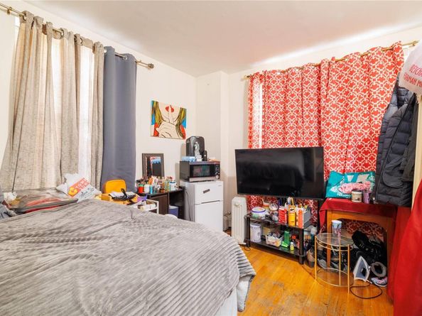 838 Courtlandt Avenue, Bronx NY 10451