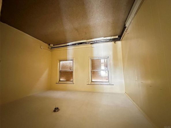 90 Jackie Robinson Parkway, Brooklyn NY 11208