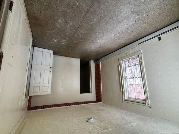 90 Jackie Robinson Parkway, Brooklyn NY 11208
