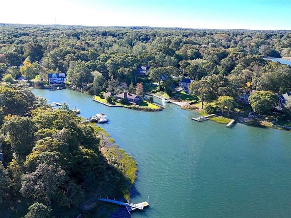 56 Cedar Point Lane, Sag Harbor NY 11963