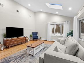 2686 Frances Street, Bellmore NY 11710