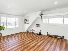 38 Fireplace Lane, Hicksville NY 11801