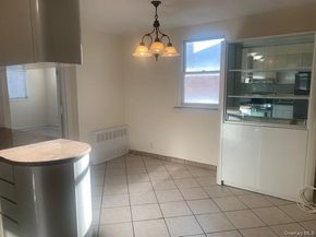 1052 Brinsmade Avenue, Bronx NY 10465