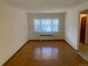 1052 Brinsmade Avenue, Bronx NY 10465