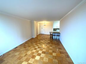 27110 Grand Central Parkway 5M, Floral Park NY 11005