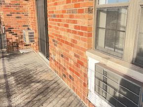 66-07 242nd Street 13E, Douglaston NY 11362