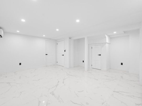 115-39 202nd Street, Saint Albans NY 11412