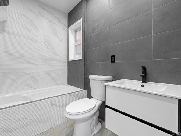 115-39 202nd Street, Saint Albans NY 11412