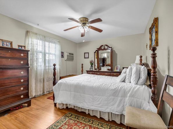 69-18 Bell Boulevard B, Bayside NY 11364