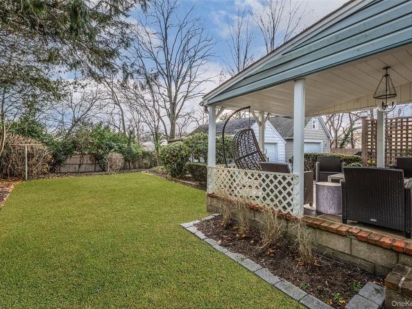 31 Jacobson Avenue, Huntington NY 11743