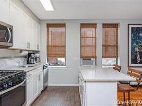 25 W Broadway 204, Long Beach NY 11561