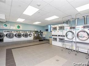 25 W Broadway 204, Long Beach NY 11561