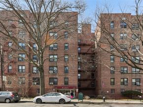 33-04 Junction Blvd 4p, Jackson Heights NY 11372