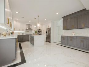 17 East Avenue, Hicksville NY 11801