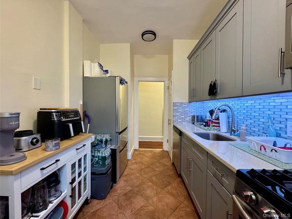 83-64 Talbot Street 3A, Kew Gardens NY 11415