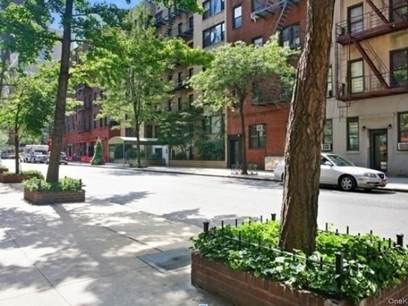 334 E 53rd Street 3A, New York (Manhattan) NY 10022