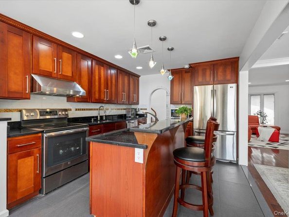 59 Hazelwood Drive, Jericho NY 11753