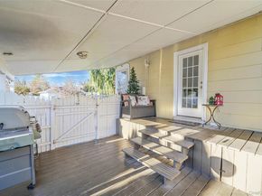 15 Penn Drive, Smithtown NY 11787