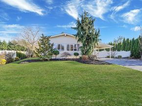 15 Penn Drive, Smithtown NY 11787